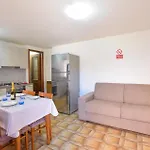 2 Bedroom Stunning In Ferienhaus