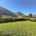 Vakantiehuis 2 Bedroom Stunning In Pont-Saint-Martin