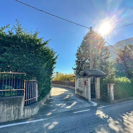 2 Bedroom Stunning In *