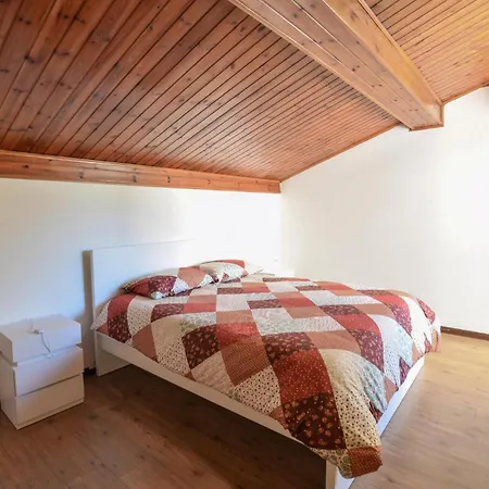 2 Bedroom Stunning In 別荘 ポン・サン・マルテン