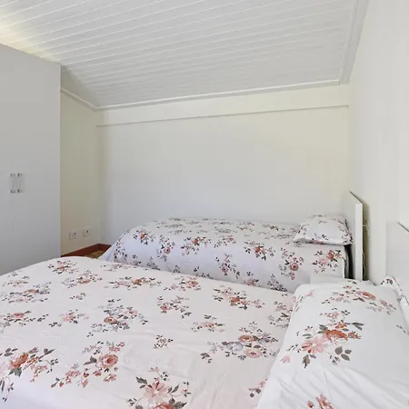 2 Bedroom Stunning In 別荘 ポン・サン・マルテン